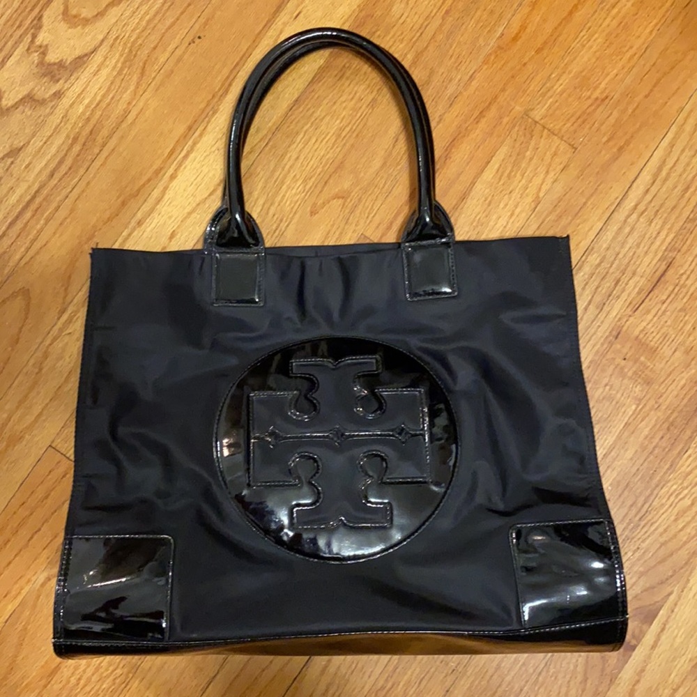 Authentic Tory Burch Tote 👜